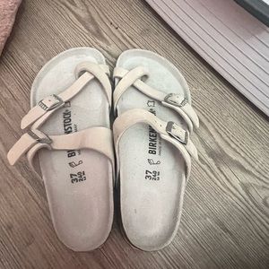 Light Gray Birkenstocks Women’s